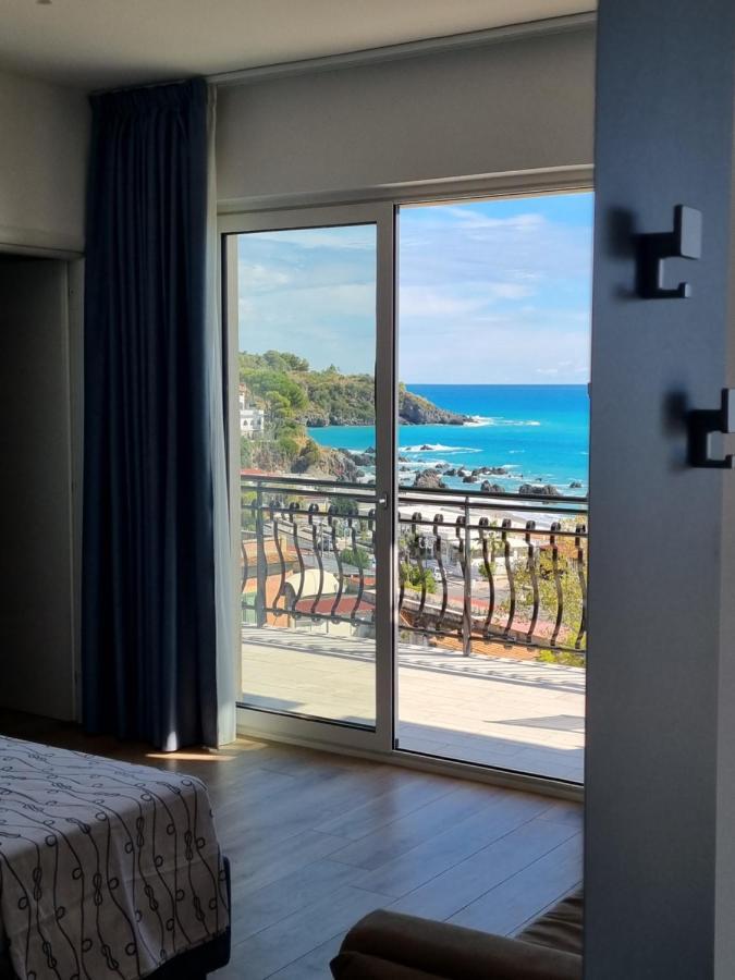 1531 Jackson B&B สกาเลอา ภายนอก รูปภาพ